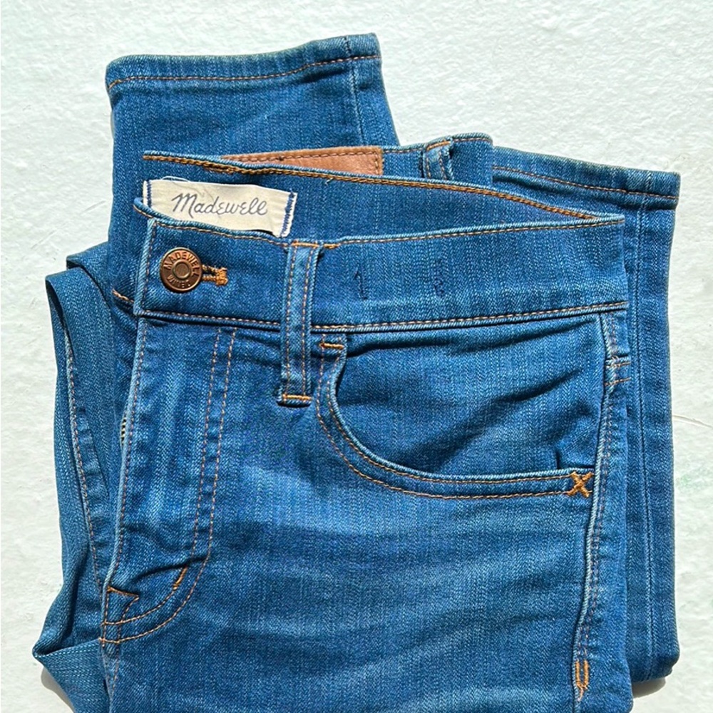 Madewell Roadtripper jeans in Indigo wash, size 26. Great condition! - Picture 2 of 4